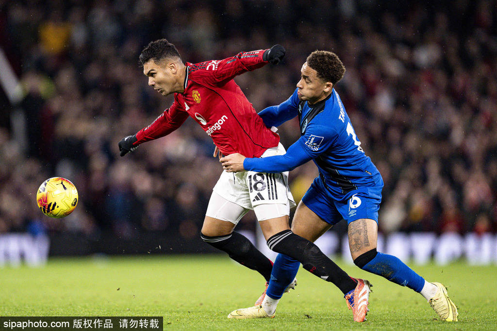 76人更新战湖人伤病报告：恩比德&乔治均为出战成疑